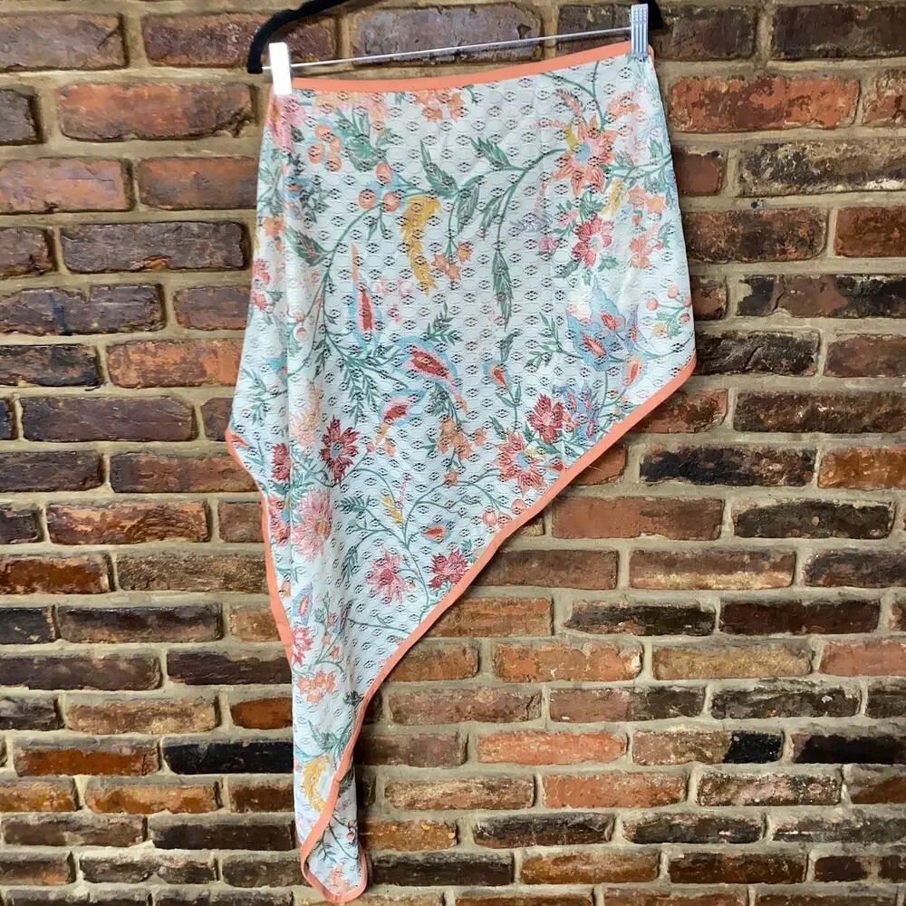 Vintage 80s Floral Crochet Knit Triangle Scarf Women's